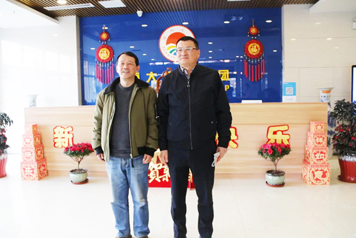 1《北方農(nóng)資》傳媒總編田原（左）和單俊偉（右）合影.jpg
